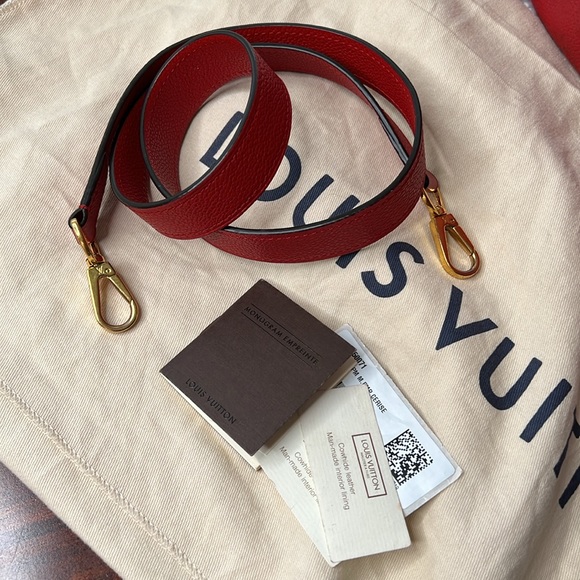 Louis Vuitton Monogram Bagatelle Cherry PM Empreinte Cerise M50071 EUC W/Strap - Picture 5 of 17